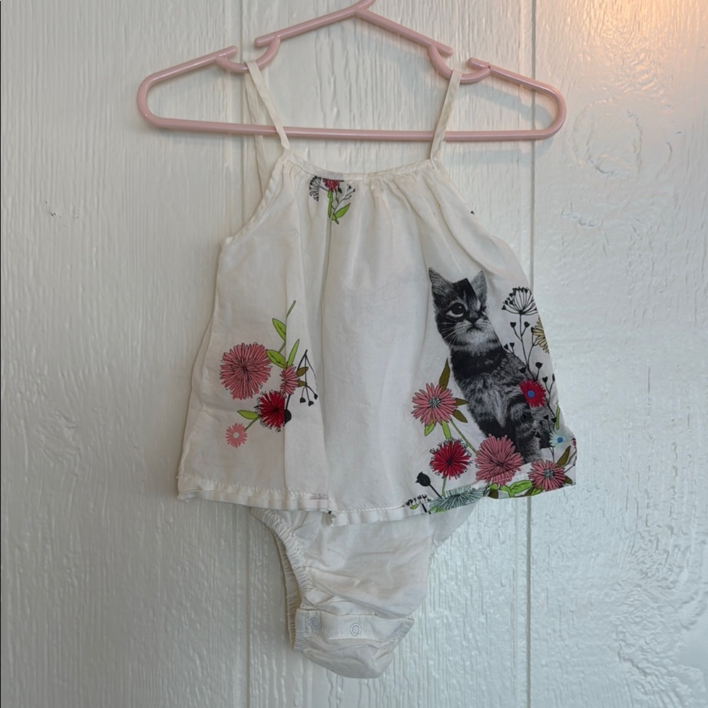 Baby Gap Floral Cat Print Baby Dress with Bloomers Built In 6-12 Months